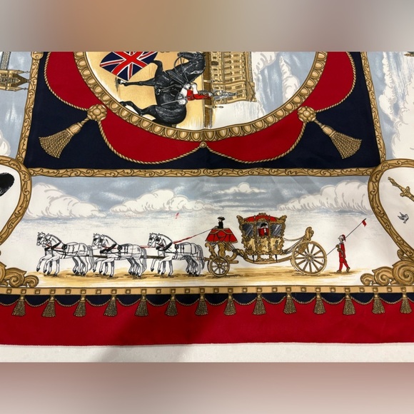 Tie Rack "Art of the Scarf" London Square Scarf - Picture 9 of 15